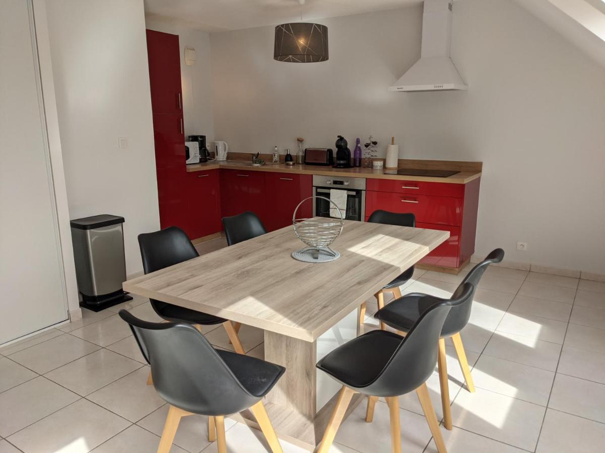 T2 Lumineux A Perros-guirec, Plein Centre-ville